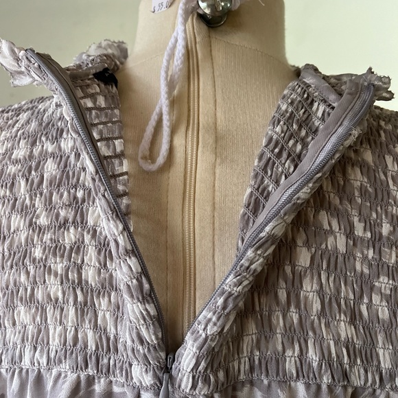 Ann Taylor Petite Turtleneck Flowy Blouse with fringe top and wrist Leopard prin - Picture 8 of 11